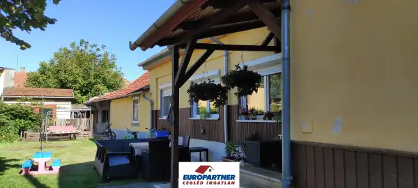Eladó családi ház, Cegléd 2+3 szoba 120 m² 69.9 M Ft
