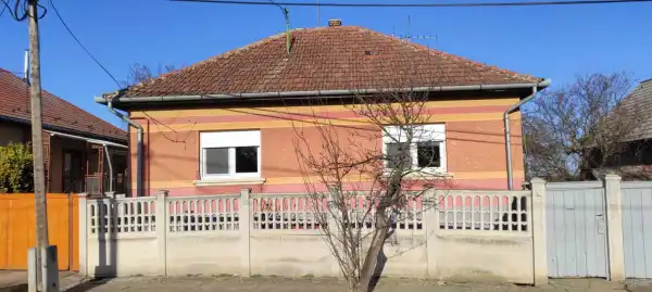 Eladó családi ház, Dány 3 szoba 150 m² 36.9 M Ft